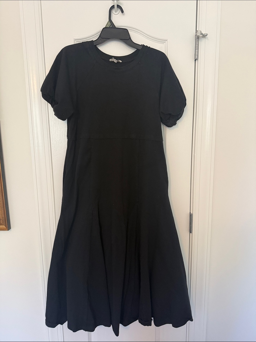 Entro Black Women’s Short-Sleeve Midi Dress